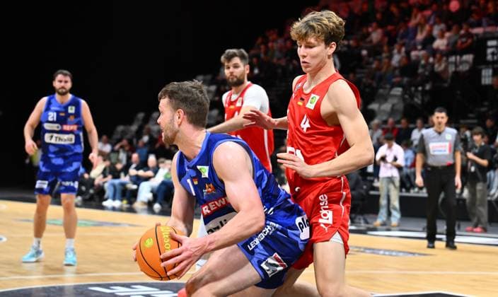18 10 2025 Basketball Season 2025 2026 2 Bundesliga Pro A 04 Matchday Nuremberg Falcons Basketball Club NBC Phoenix Hagen xwoxzix Fabian Bleck 10, Phoenix Hagen Joscha Eckert 4, Nuremberg Falcons BC NBC