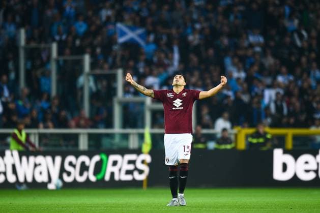 Torino™s Guillermo Maripan celebrates after his team mates goal during the Serie A soccer match between Torino and Napoli at the Stadio Olimpico Grande Torino in Turin, north west Italy - Saturday, October 18, 2025. - Soccer .  Copyright: xAlbertoxGandolfo LaPressex