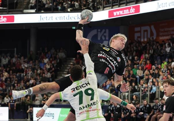 18 10 2025 Handball 1 Bundesliga DAIKIN HBL Season 2025 2026 09 Matchday HC Erlangen Metropolregion Nürnberg HCE HSG Wetzlar DaMa xdaxmax Ahmed Nafea 79, HSG Wetzlar Marek Nissen 6, HC Erlangen HCE