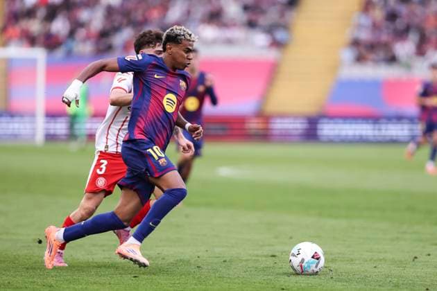 October 18, 2025, Barcelona, Barcelona, SPAIN: Lamine Yamal of FC Barcelona, Barca in action during the Spanish league, La Liga EA Sports, football match played between FC Barcelona and Girona FC at Estadi Olimpic Lluis Companys on October 18, 2025 in Barcelona, Spain. Barcelona SPAIN - ZUMAa181 20251018_zaa_a181_109 Copyright: xJavierxBorregox