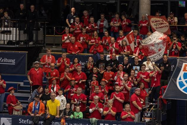 GER, Basketball Bundesliga Pokal, Round of 16, Syntainics MBC BMA365 Bamberg Baskets 18 10 2025, Stadthalle, Weißenfels, GER, Basketball Bundesliga Pokal, Round of 16, Syntainics MBC BMA365 Bamberg Baskets Fan of BMA365 Bamberg Baskets Â Photo Alexander Trienitz Weißenfels Stadthalle Sachsen Anhalt Germany
