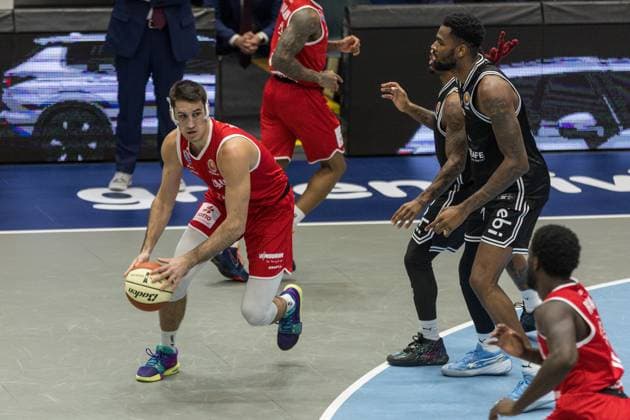 GER, Basketball Bundesliga Pokal, Round of 16, Syntainics MBC BMA365 Bamberg Baskets 18 10 2025, Stadthalle, Weißenfels, GER, Basketball Bundesliga Pokal, Round of 16, Syntainics MBC BMA365 Bamberg Baskets Jure Planinic Syntainics MBC, 44 Â Photo Alexander Trienitz Weißenfels Stadthalle Sachsen Anhalt Germany