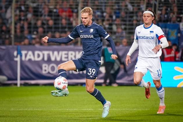 Germany Soccer 2 Bundesliga 2025 26, 9 Matchday VfL Bochum vs Hertha BSC Berlin Vonovia Ruhrstadion Bochum Leandro Morgalla VfL Bochum, 39 Bochum North Rhine-Westphalia Germany Copyright: xJOERANxSTEINSIEKx