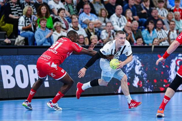 91mtm , Elias Ellefsen a Skipagotu THW Kiel, 71 GER, THW Kiel vs MT Melsungen, Handball, 1 Bundesliga, Matchday 09, Season 2025 2026, 18 10 2025 GER, THW Kiel vs MT Melsungen, Handball, 1 Bundesliga, Matchday 09, Season 2025 2026, 18 10 2025 Kiel Copyright: xEibner-Pressefoto MarcelxvonxFehrnx EP_MFN