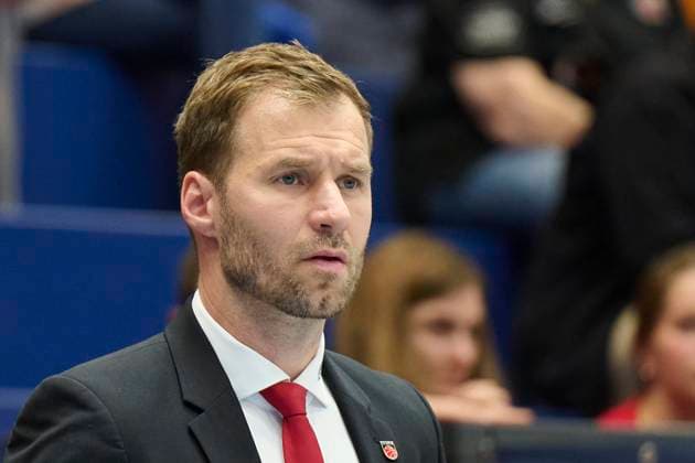 Anton Gavel Bamberg, Head Coach , Syntainics MBC vs Bamberg Baskets, BBL Cup Round of 16, Season 2025 26, Basketball, Men, 18 10 2025 Weissenfels Stadthalle Sachsen Anhalt Germany