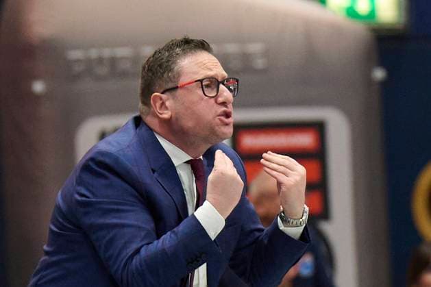 Marco Ramondino MBC, Head Coach , Syntainics MBC vs Bamberg Baskets, BBL Pokal Round of 16, Season 2025 26, Basketball, Men, 18 10 2025 Weissenfels Stadthalle Sachsen Anhalt Germany