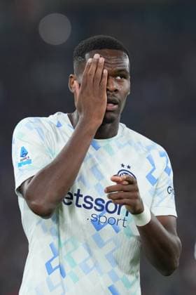Inter Milan s Ange-Yoan Bonny celebrates after scoring during the Serie A EniLive soccer match between Roma and Inter at the Rome s Olympic stadium, Italy - Saturday October 18, 2025 - Soccer ( Photo by Alfredo Falcone LaPresse )  Copyright: xAlfredoxFalcone LaPressex