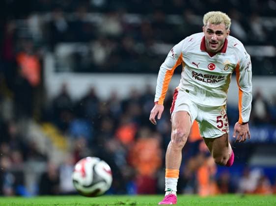 RAMS Basaksehir v Galatasaray - Turkish Super Lig ISTANBUL, TURKIYE - OCTOBER 18: Baris Alper Yilmaz of Galatasaray in action during the Turkish Super Lig week 9 football match between RAMS Basaksehir and Galatasaray at Basaksehir Fatih Terim Stadium in Istanbul, Turkiye on October 18, 2025. Abdulhamid Hosbas Anadolu Istanbul Turkey. Editorial use only. Please get in touch for any other usage.  Copyright: x2025xAnadoluxAbdulhamidxHosbasx
