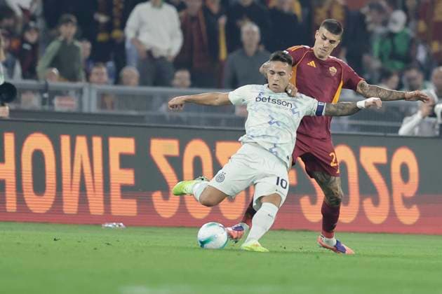 Serie a football match AS Roma vs Inter during the Serie A football match between AS Roma vs Inter at the Olimpico Stadium in Rome, Italy on October 18, 2025. _BPH6848 Copyright: xAntonioxBalascox