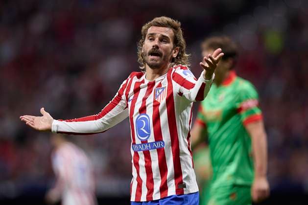 Antoine Griezmann (Atletico de Madrid) gestures during the LaLiga EA Sports match between AtlÃ tico Madrid v CA Osasuna at Riyahd Air Metropolitano on October 18, 2025 in Madrid, Spain. (Photo by Manu Reino DeFodi Images) Antoine Griezmann Atletico de Madrid gestures during the LaLiga EA Sports match between AtlÃ tico Madrid v CA Osasuna at Riyahd Air Metropolitano on October 18, 2025 in Madrid, Spain Photo by Manu Reino DeFodi Images
