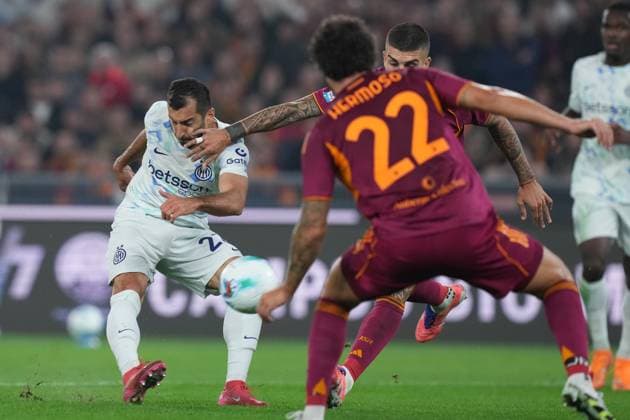 Inter Milan s Henrikh Mkhitaryan during the Serie A EniLive soccer match between Roma and Inter at the Rome s Olympic stadium, Italy - Saturday October 18, 2025 - Soccer ( Photo by Alfredo Falcone LaPresse )  Copyright: xAlfredoxFalcone LaPressex