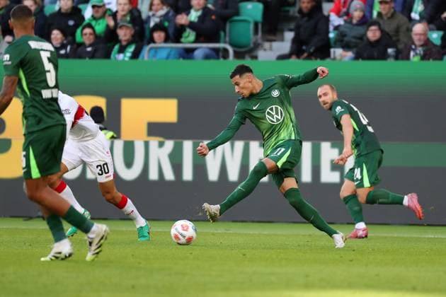 VfL vs Stuttgart, 1 BL Wolfsburg, 18 10 2025, FOOTBALL VfL Wolfsburg vs VfB Stuttgart, 1 BL, Season 2025 26 Adam Daghim VfL Wolfsburg Wolfsburg
