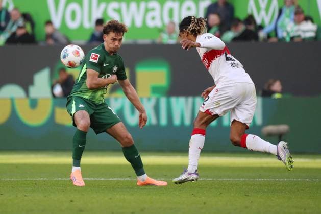 VfL vs Stuttgart, 1 BL Wolfsburg, 18 10 2025, FOOTBALL VfL Wolfsburg vs VfB Stuttgart, 1 BL, Season 2025 26 Aaron Zehnter VfL Wolfsburg , Lorenz Assignon VfB Stuttgart Wolfsburg