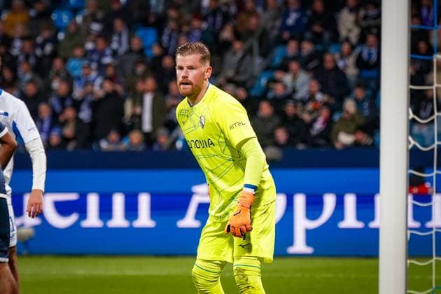 Germany Soccer 2 Bundesliga 2025 26, 9 Matchday VfL Bochum vs Hertha BSC Berlin Vonovia Ruhrstadion Bochum Timo Horn VfL Bochum, 1 Bochum North Rhine-Westphalia Germany Copyright: xJOERANxSTEINSIEKx