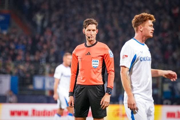 Germany Soccer 2 Bundesliga 2025 26, 9 Matchday VfL Bochum vs Hertha BSC Berlin Vonovia Ruhrstadion Bochum Referee Dr Matthias Jöllenbeck Copyright: xJOERANxSTEINSIEKx