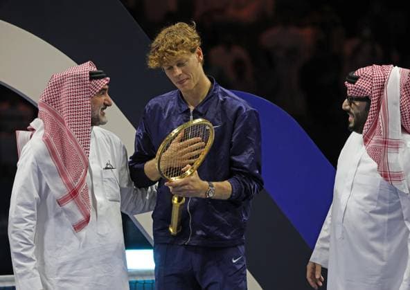 Riyadh, Saudi Arabia: Tennis SIX KINGS SLAM 2025 Jannik Sinner (ITA), Riyadh, Saudi Arabia, October 18, 2025. Photo RIYADH, SIX KINGS SLAM 2025  - ZUMAp169 20251018_zea_p169_1667 Copyright: xFelicexCalabrox