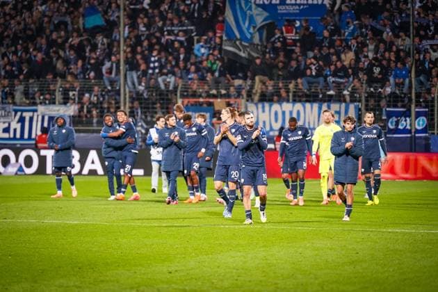 Germany Soccer 2 Bundesliga 2025 26, 9 Matchday VfL Bochum vs Hertha BSC Berlin Vonovia Ruhrstadion Bochum Bochum team after 3 2 home win Bochum North Rhine-Westphalia Germany Copyright: xJOERANxSTEINSIEKx