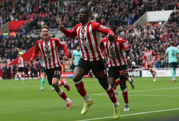 Sunderland v Wolverhampton Wanderers - Premier League Nordi Mukiele of Sunderland celebrates his goal during the Premier League match between Sunderland and Wolverhampton Wanderers at the Stadium of Light in Sunderland, England, on October 18, 2025. Sunderland Tyne and Wear United Kingdom  Copyright: xMIxNewsx originalFilename:fletcher-sunderla251018_nprHL.jpg