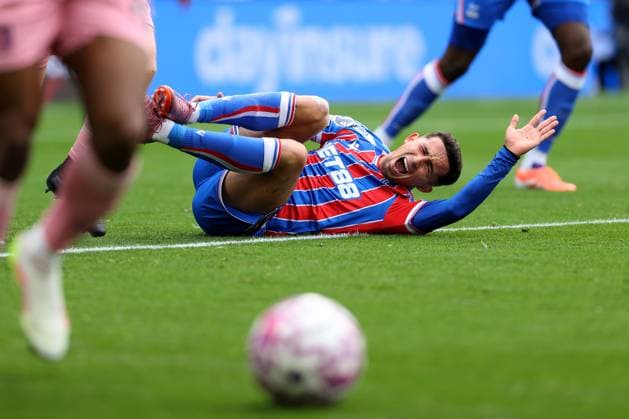 Crystal Palace gegen Bournemouth 18. Oktober 2025 London Premier League Fußball Crystal Palace gegen Bournemouth Yeremy Pino von Crystal Palace behauptet, dass er gefoult wurde Foto von Mark Leech London UK  Copyright: xMarkxLeechxOffside