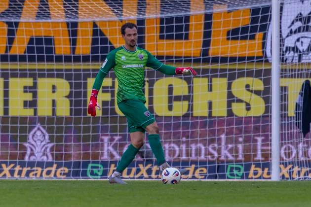 Aachen, Germany 18 October 2025 3 Liga 2025 2026 Alemannia Aachen vs FC Ingolstadt 04 In the picture Goalkeeper Kai Eisele FCI DFB regulations prohibit any use of photographs as image sequences and or quasi video Tivoli Nordrhein Westfalen Copyright: xFotostandx xSchäferx