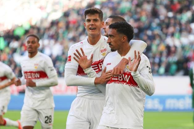 VfL vs Stuttgart, 1 BL Wolfsburg, 18 10 2025, FOOTBALL VfL Wolfsburg vs VfB Stuttgart, 1 BL, Season 2025 26 Tiago Tamas VfB Stuttgart cheers cautiously after his goal to make it 0 1 Wolfsburg