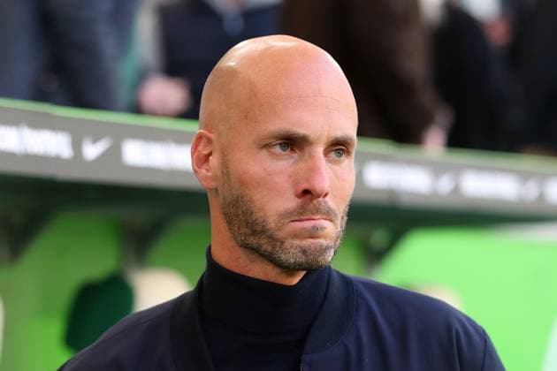 VfL vs Stuttgart, 1 BL Wolfsburg, 18 10 2025, FOOTBALL VfL Wolfsburg vs VfB Stuttgart, 1 BL, season 2025 26 Head coach Paul Simonis VfL Wolfsburg Wolfsburg