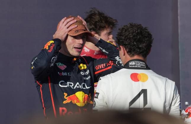 FORMULA 1 MSC CRUISES UNITED STATES GRAND PRIX 2025 18 10 2025, Circuit of The Americas, Austin, FORMULA 1 MSC CRUISES UNITED STATES GRAND PRIX 2025 , in the picture pole position for Max Verstappen NLD , Oracle Red Bull Racing, 2nd starting position for Lando Norris GBR , McLaren F1 Team nordphotoxGmbHx xBratic nph00250