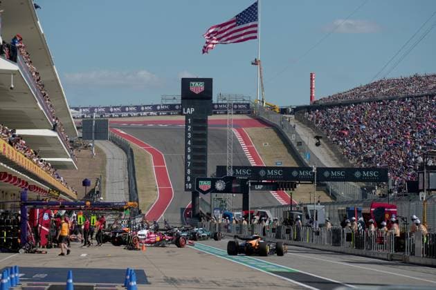 FORMULA 1 MSC CRUISES UNITED STATES GRAND PRIX 2025 18 10 2025, Circuit of The Americas, Austin, FORMULA 1 MSC CRUISES UNITED STATES GRAND PRIX 2025 , pictured All drivers line up for the start of qualifying nordphotoxGmbHx xBratic nph00250