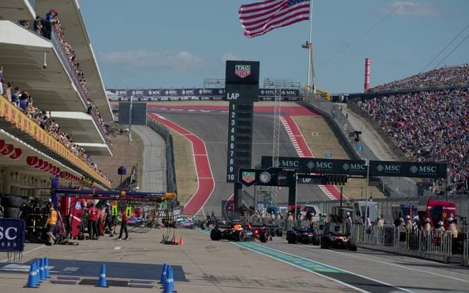 FORMULA 1 MSC CRUISES UNITED STATES GRAND PRIX 2025 18 10 2025, Circuit of The Americas, Austin, FORMULA 1 MSC CRUISES UNITED STATES GRAND PRIX 2025 , pictured All drivers line up for the start of qualifying nordphotoxGmbHx xBratic nph00250