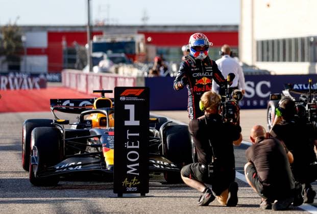 F1 - UNITED STATES GRAND PRIX 2025 VERSTAPPEN Max (ned), Red Bull Racing RB21, portrait during the 2025 Formula 1 United States Grand Prix, 19th round of the 2025 FIA Formula One World Championship, WM, Weltmeisterschaft from October 17 to 19, 2025 on the Circuit of the Americas, in Austin, Texas, United States of America - AustinUnited States  Copyright: xDPPIx