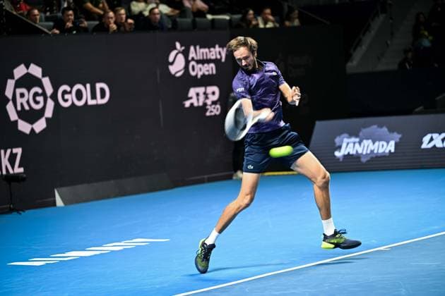 (251019) -- ALMATY, Oct. 19, 2025 -- Daniil Medvedev of Russia hits a return during the men s singles semifinal match against James Duckworth of Australia at the ATP250 Almaty Tennis Open in Almaty, Kazakhstan, on Oct. 18, 2025. ) (SP)KAZAKHSTAN-ALMATY-TENNIS-ALMATY OPEN-SEMIFINAL LixRenzi 