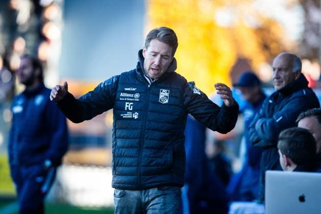 Babelsberg , 181025 , Soccer Regionalliga Nordost SV Babelsberg 03 Rot Weiß Weiss Erfurt in the picture Coach Fabian Gerber Erfurt