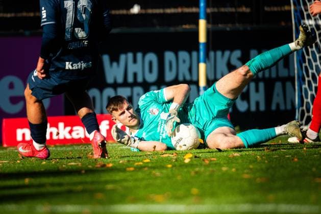 Babelsberg , 181025 , Soccer Regionalliga Nordost SV Babelsberg 03 Rot Weiß Weiss Erfurt im Bild Lorenz Otto Erfurt