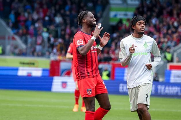 Disappointment, frustration at Omar Traore 23 1FC Heidenheim 1846 after a missed chance, 1 FC Heidenheim 1846 vs SV Werder Bremen, DFL, Bundesliga, Saison 2025 2026, Voith Arena, Hinrunde, 7 Spieltag, 18 10 2025 DFB regulations prohibit any use of photographs as image sequences and or quasi video Heidenheim Baden Wuerttemberg Germany Copyright: xkolbert-press MartinxAgüerax