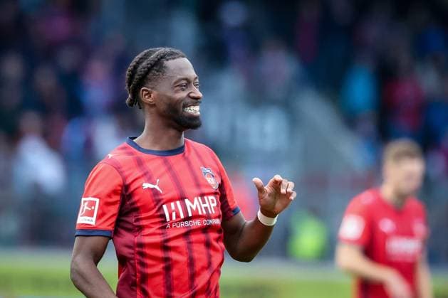 Disappointment at Omar Traore 23 1FC Heidenheim 1846 after a missed chance, 1 FC Heidenheim 1846 vs SV Werder Bremen, DFL, Bundesliga, Saison 2025 2026, Voith Arena, Hinrunde, 7 Spieltag, 18 10 2025 DFB regulations prohibit any use of photographs as image sequences and or quasi video Heidenheim Baden Wuerttemberg Germany Copyright: xkolbert-press MartinxAgüerax