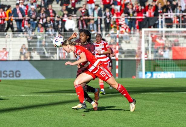 Soccer, Women, Season 2025 2026, Google Pixel Women Bundesliga 7 Matchday , 1 FC Union Berlin RB Leipzig, v l Samantha Steuerwald 1 Women 1 FC Union , Delice Boboy RB Leipzig , 19 10 2025, Copyright: xMatthiasxKochx