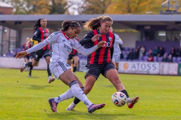 Ingolstadt, Germany 19 October 2025 2 BL Women 2025 2026 FC Ingolstadt 04 vs Eintracht Frankfurt II In the picture from left in the duel Solveig Schlitter Frankfurt II and Mara Winter FCI Audi Sportpark Bayern Copyright: xFotostandx xSchäferx