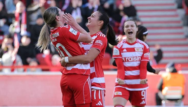 Eileen Campbell cheers after 3 0 with Athanasia Moraitou, Sophie Weidauer joy emotion jubilation Sport Football Soccer Women Womens Bundesliga 7 Matchday Season 2025 2026 19 10 2025 1 FC Union Berlin vs RB Leipzig RBL DFL regulations prohibit any use of photographs as image sequences and or quasi video