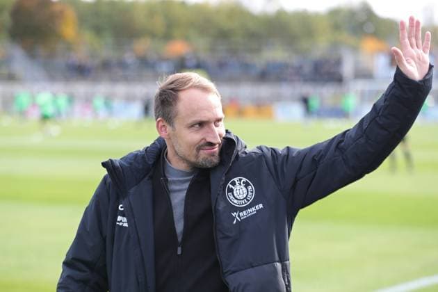 Soccer Regionalliga Nordost 1 FC Lok Leipzig BSG Chemie Leipzig 19 10 2025 Toni Wachsmuth Managing Director Sport, Lok Leipzig Football, Regionalliga Nordost, Season 2025 2026, Matchday 12 1 FC Lok Leipzig vs BSG Chemie Leipzig on 19 10 2025 at Bruno Plache Stadium, Leipzig Copyright: xBEAUTIFULxSPORTS JanxKaeferx
