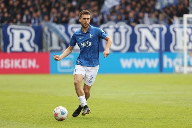 19 10 2025, xtvx, Fussball 2 Bundesliga, SV Darmstadt 98 1 FC Magdeburg v l Sergio Lopez SV Darmstadt 98 Freisteller, runs with the ball DFL DFB REGULATIONS PROHIBIT ANY USE OF PHOTOGRAPHS as IMAGE SEQUENCES and or QUASI VIDEO Darmstadt