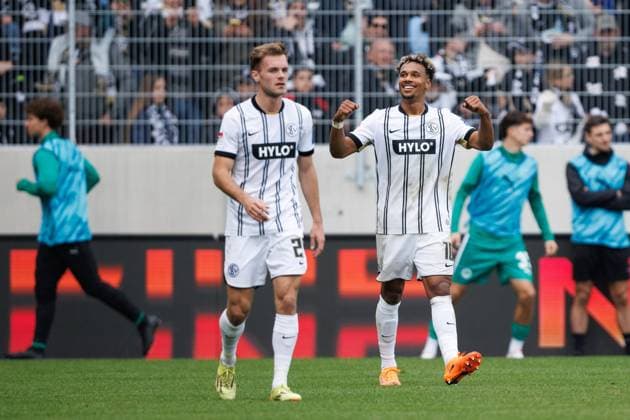 Bambase Conte SV 07 Elversberg celebrates the goal for 1 0, SV Elversberg vs SpVgg Greuther Fuerth, Football, 2 Bundesliga, Matchday 9, Season 2025 2026, 19 10 2025 DFB regulations prohibit any use of photographs as image sequences and or quasi video SV Elversberg vs SpVgg Greuther Fuerth, Football, 2 Bundesliga, Matchday 9, Season 2025 2026, 19 10 2025 Copyright: xEibner-Pressefoto AlexanderxNeisx EP_ANS