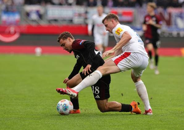 19 10 2025 Soccer Season 2025 2026 2 Soccer Bundesliga 09 Matchday 1 FC Nürnberg FCN Club KSV Holstein Kiel Störche Sportfoto Zink DaMa xdaxmax DFL regulations prohibit any use of photographs as image sequences and or quasi video only for editorial use Rafael Lubach 18, 1 FC Nürnberg FCN Carl Anders Lorentz Johansson 5, Holstein Kiel