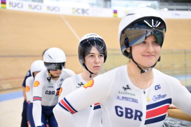 2025 UCI Para-Cycling Track World Championships Picture by Simon Wilkinson SWpix.com - 19 10 2025 - Cycling - 2025 UCI Para-Cycling Track World Championships - Rio Olympic Velodrome, Rio de Janeiro, Brazil - WB Sprint Qualifying - Sophie Unwin (Great Britain) piloted by Jenny Holl (Great Britain) Copyright: x xSWpix.comx(t axPhotographyxHubxLtd)xSimonxWilkinson SWpix.comx SWP-3030-10195