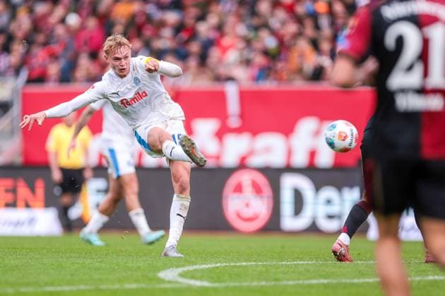 19 10 2025, 2 Bundesliga, Matchday 9, 1 FC Nürnberg Holstein Kiel, Kasper Davidsen Holstein Kiel , Nuremberg Max Morlock Stadion Bayern Germany xRHR PHOTO DEx Copyright: DennisxEwert RHR-FOTOx RHR-FOTO DE