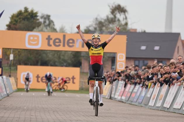 Telenet Superprestige 2025-2026 Ruddervoorde {city:0:UC}, {country:0:UC} - {monthname:0:UC} {day0} : during the 1st leg of the Ruddervoorde Telenet Superprestige 2025-2026 a cyclocross race for Men Elite on {monthname} {day}, {year4} in {city:PC}, {country:PC}, {date} ( Ruddervoorde Belgium  Copyright: x Creator x