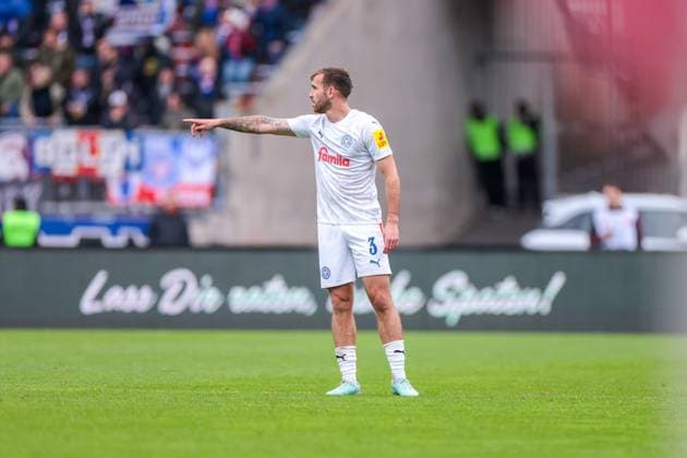 19 10 2025, 2 Bundesliga, Matchday 9, 1 FC Nuremberg Holstein Kiel, Marco Komenda Holstein Kiel match, Nuremberg Max Morlock Stadion Bayern Germany xRHR PHOTO DEx Copyright: DennisxEwert RHR-FOTOx RHR-FOTO DE