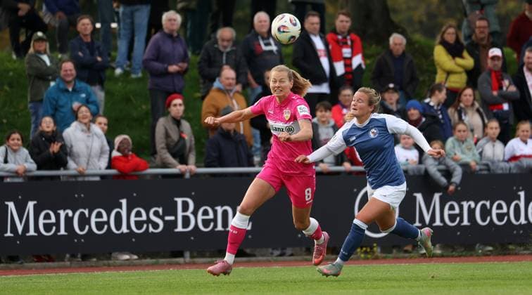 BAU 19 10 2025 Stuttgart Soccer VfB Stuttgart Women vs 1 FFC Turbine Potsdam, f l Maximiliane Rall VfB , Elizabeth Cunningham Moore Potsdam