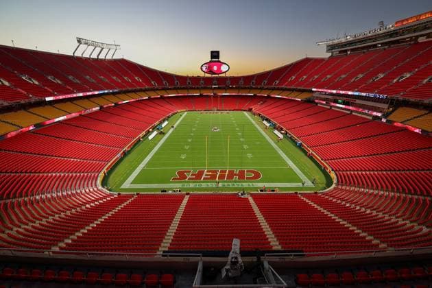 October 19, 2025: A general view of the stadium before an NFL, American Football Herren, USA football game between the Kansas City Chiefs and Las Vegas Raiders at GEHA Field at Arrowhead Stadium in Kansas City, MO. CSM Kansas City United States of America - ZUMAc04_ 20251019_zma_c04_003 Copyright: xDavidxSmithx