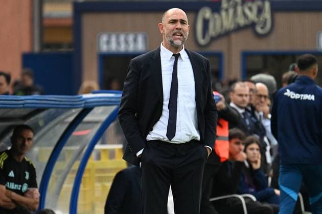 Igor Tudor (Allenatore Fc Juventus) during Como 1907 vs Juventus FC, Italian soccer Serie A match in Como, Italy, October 19 2025  Copyright: xPasqualexGolia IPAxSportx xipa-agency.netx xx IPA_66806888 IPA_Agency_IPA66806888