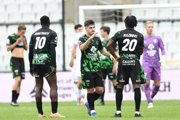Cercle s players look dejected after a soccer match between Cercle Brugge and KRC Genk, Sunday 19 October 2025 in Brugge, on day 11 of the 2025-2026 Jupiler Pro League first division of the Belgian championship. BRUNOxFAHY  x137288198x